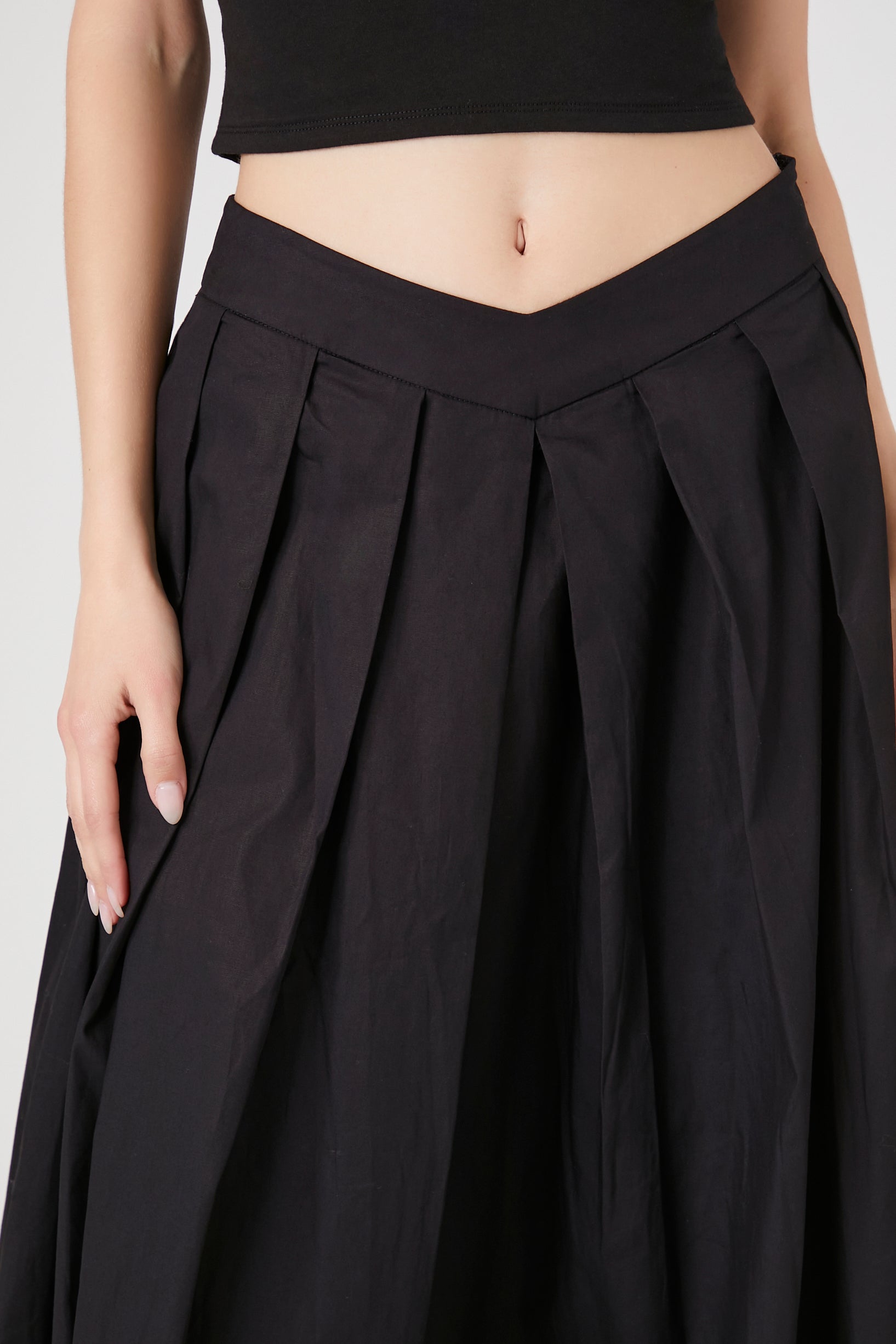 Black Pleated Poplin Maxi Skirt 2