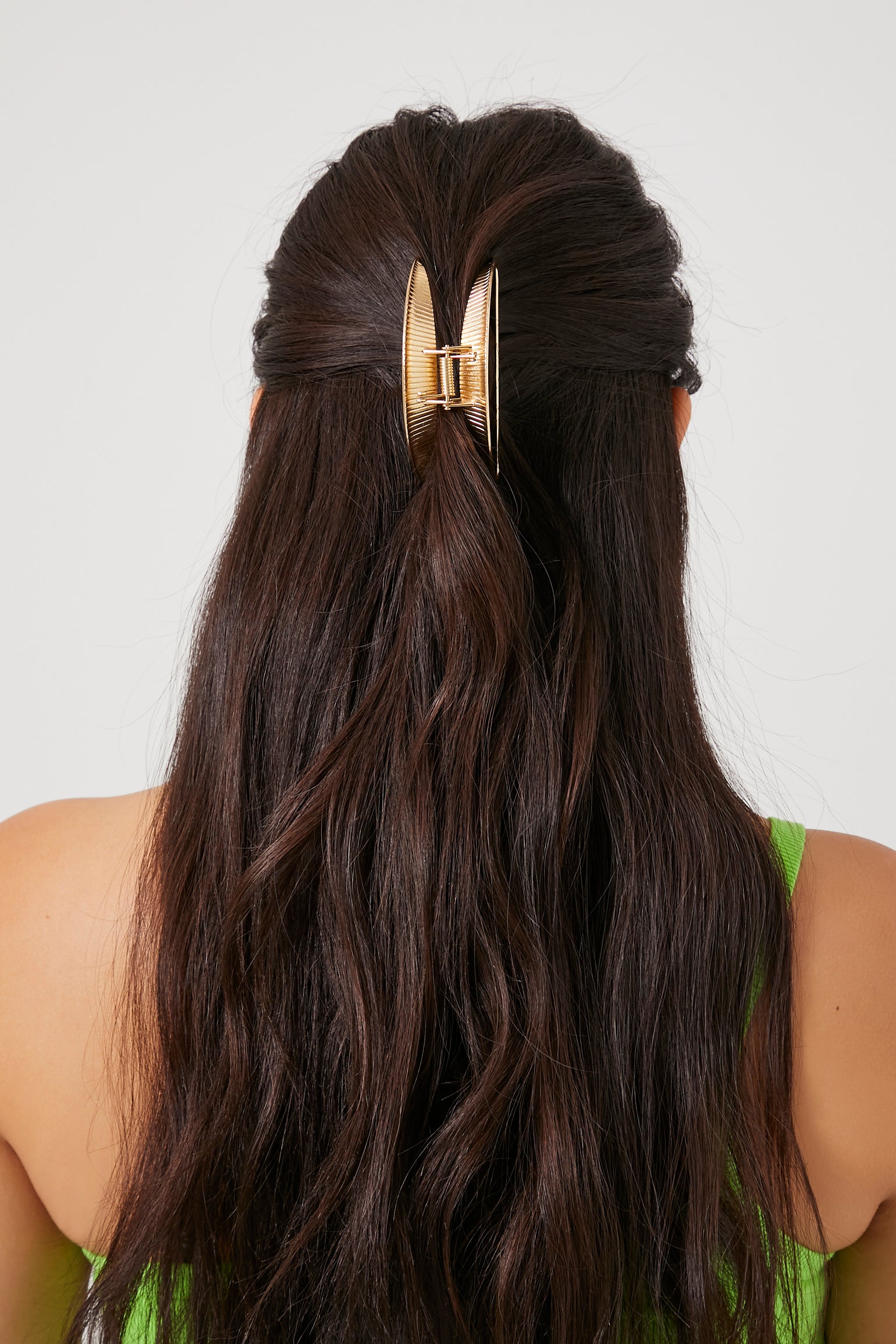Gold Cutout Claw Hair Clip 1