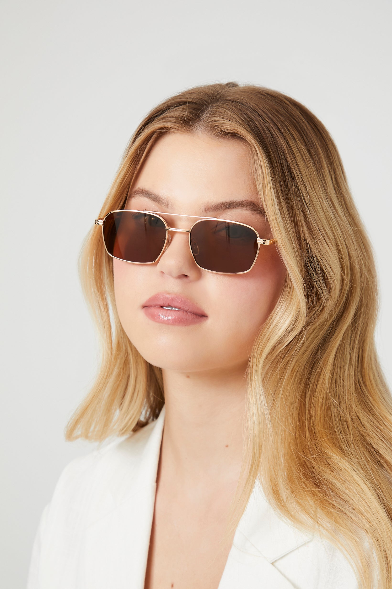 Goldbrown Rectangular Frame Sunglasses