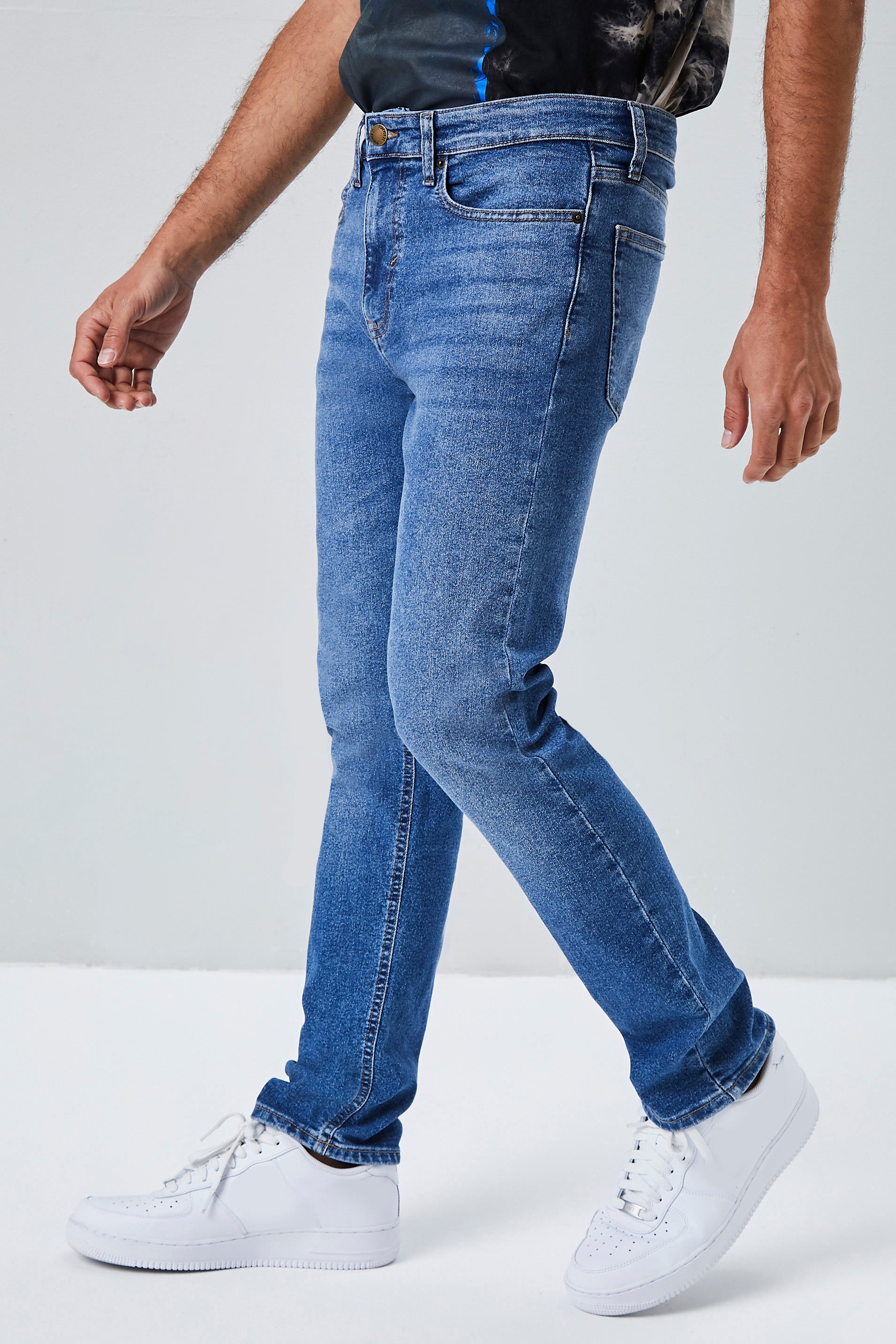 Darkdenim Basic Slim-Fit Jeans 2