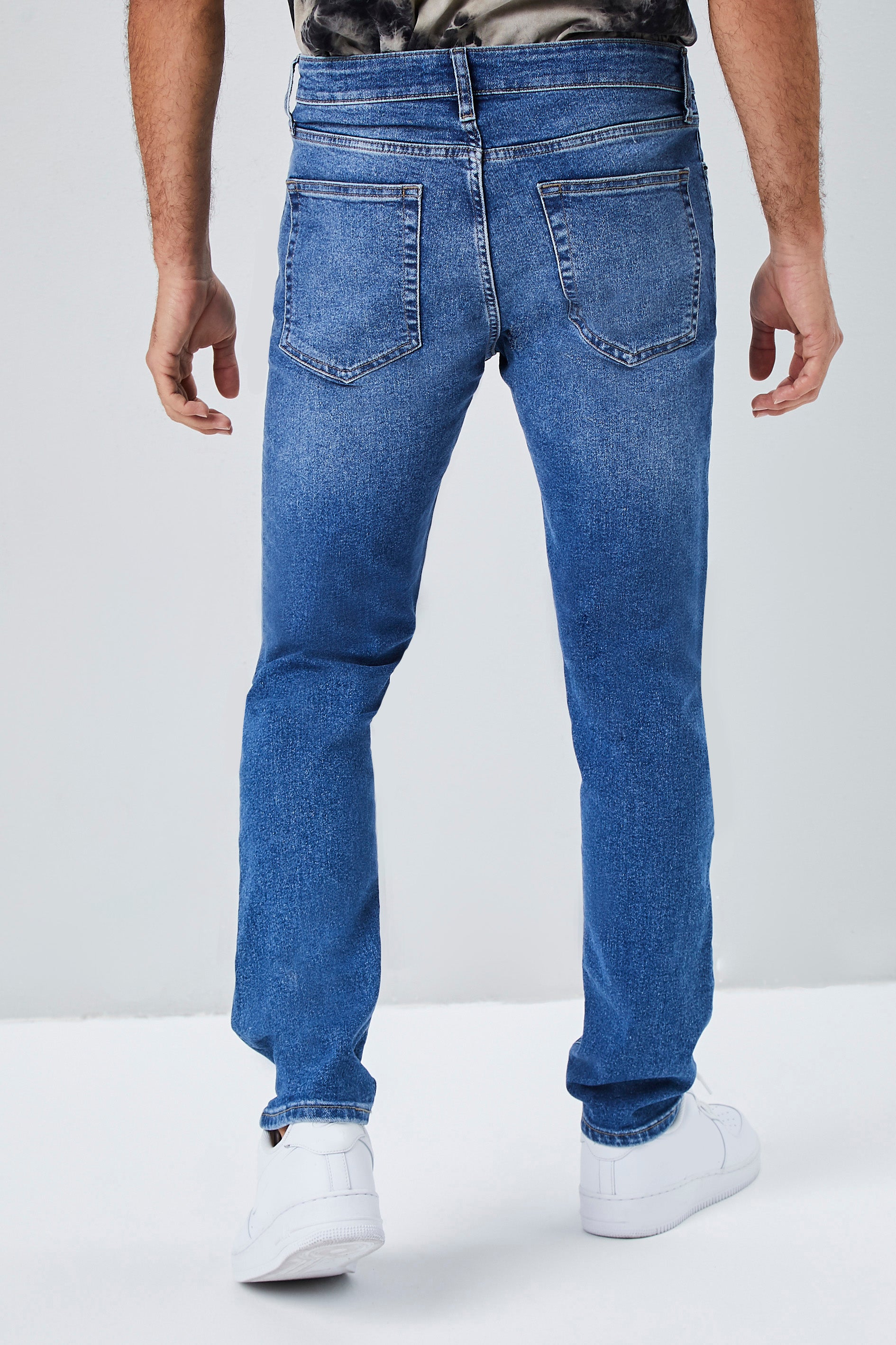 Darkdenim Basic Slim-Fit Jeans 5