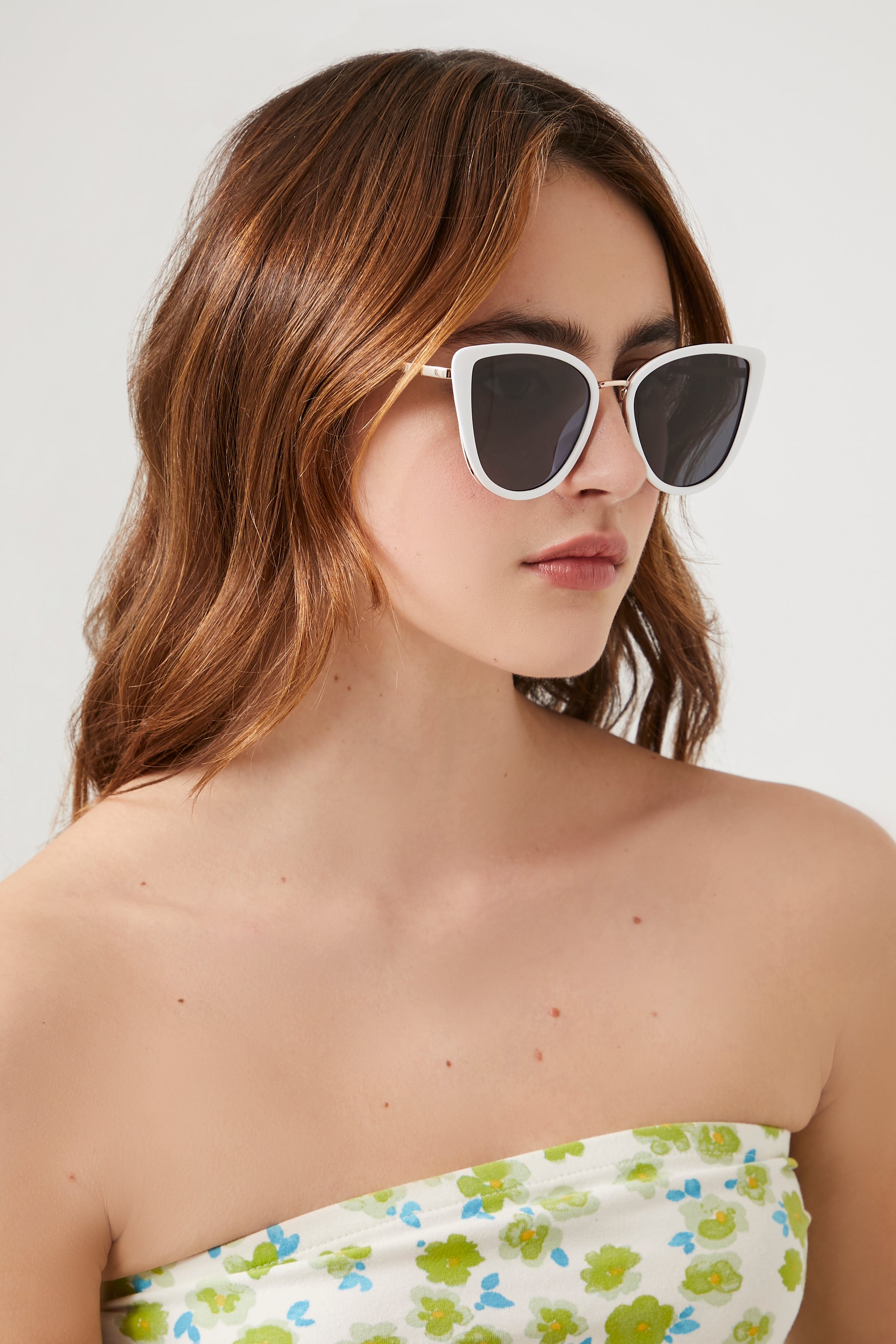 Whitebrown Cat-Eye Frame Sunglasses 1